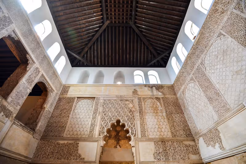 Guided tour to the Mosque-Cathedral of Córdoba and Jewish Quarter